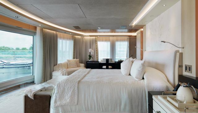 FOTO 10 | Para los huéspedes más importantes, la cabina VIP en la cubierta del puente ofrece vistas al mar de 180 grados. (Foto: Burgess)