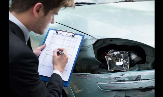 FOTO 4 | 7. Responsables de reclamaciones. Revisan las reclamaciones para determinar los pagos que se deben realizar de acuerdo con los procedimientos de una compañía. Porcentaje de disminución: 1,5%. Sueldo anual: 63.680 dólares. Nº Empleados en EEUU en 