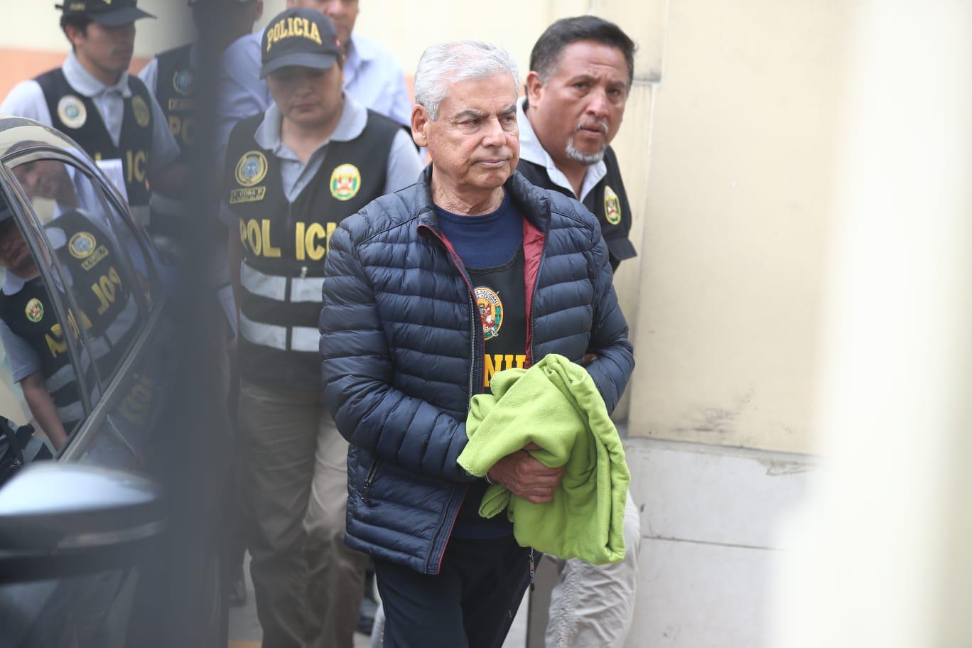 César Villnaueva se encuentra internado en una clínica, aquejado por un cuadro de crisis hipertensiva. (Foto: GEC)