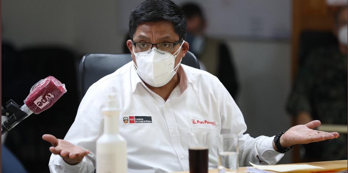 "Si esto fuera una dictadura no se dialogaría, se impondría", señaló Vicente Zeballos. (Foto: PCM)