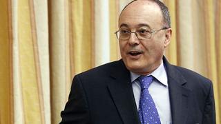 España: Jefe del banco central pide liquidar a entidades no viables