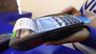 Banca aconseja utilizar una sola tarjeta de crédito por mayor costo