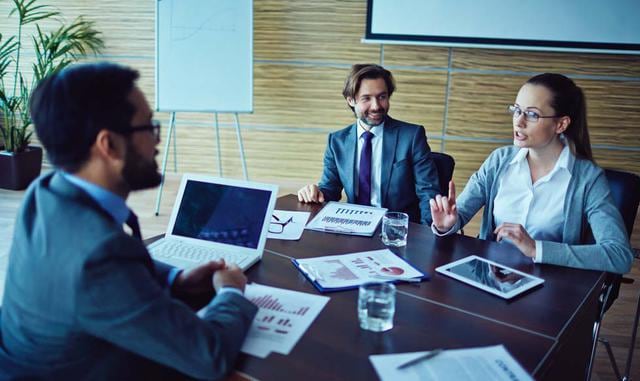 Foto 5 | Condiciones de trabajo, que incluye las instalaciones, el mobiliario y los equipos que la empresa pone a disposición del colaborador para que cumpla sus funciones.