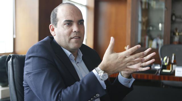 El futuro jefe del Gabinete, ya adelantó que sostendrá nuevas reuniones, “todas las que sean necesarias”, apuntó. Las tendrá que hacer, pues debe preparar el terreno tras su presentación, pues allí pedirá las facultades legislativas al Parlamento.