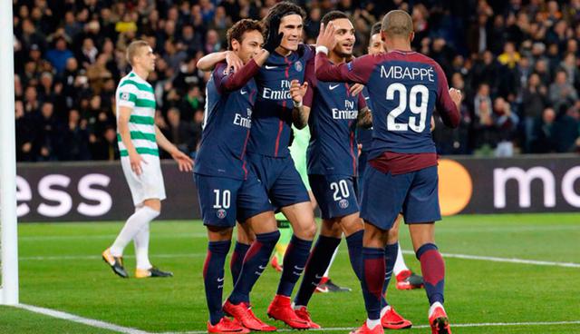 FOTO 16 | Tottenham Hotspur es vestido por Nike.