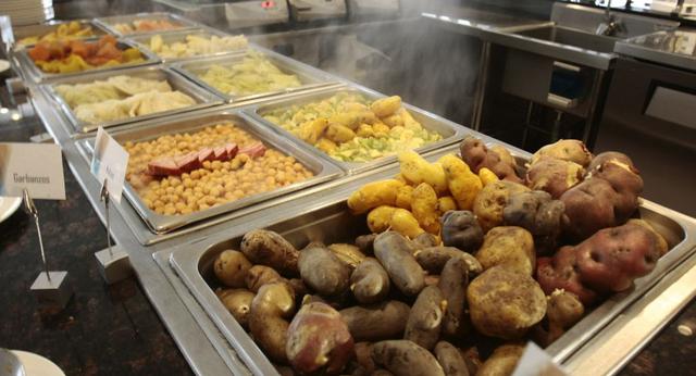 FOTO 9 | Por su parte, menú en restaurantes aumentó su precio en 0.2% en setiembre. (Foto: USI)