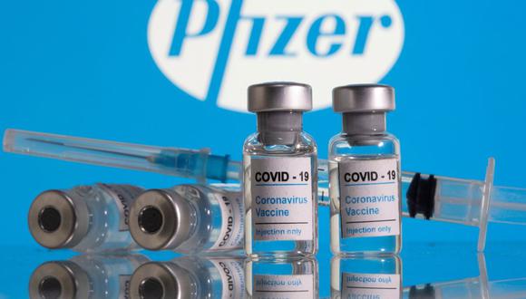 Imagen referencial. Perú recibirá este miércoles 500.000 dosis de la vacuna de Pfizer contra el COVID-19. (REUTERS/Dado Ruvic).
