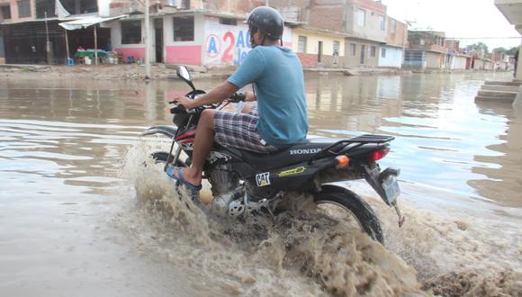 Varias calles están inundadas en Cajamarca. (Foto: GEC/Referencial)