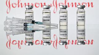 EE.UU. anunciará si habrá refuerzos de vacunas de Moderna y de Johnson & Johnson