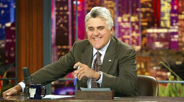 La política es simplemente el mundo del espectáculo para la gente fea. Jay Leno (1950–  ), cómico estadounidense.
