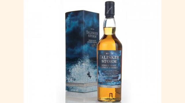 Mejor Single Malt Scotch (Islas) – Talisker tormenta, precio US$ 58.83. (Foto: businessinsider)
