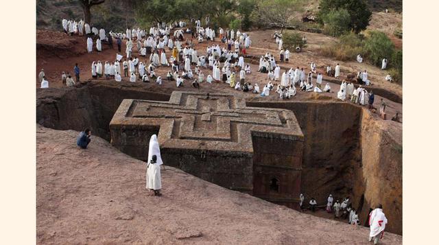 8. ETIOPÍA. El estado africano posee el mayor número de monumentos declarados patrimonio de la humanidad por la UNESCO, es la segunda nación más antigua del mundo en haber abrazado el cristianismo, posee un calendario único, un sistema horario diferente, 