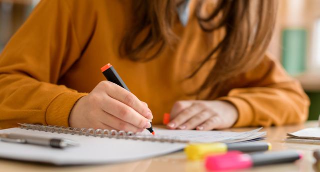 FOTO 4 | Técnicas de aprendizaje
Ahora que ya sabés qué estilo de aprendizaje te queda mejor, podés leer las siguientes estrategias para adoptar aquellas que te gusten. Recordá que cada persona tiene su propio estilo y la universidad es el lugar ideal para probar distintas técnicas y ver cuáles te resultan mejor para cada ocasión.  (Foto: iStock)