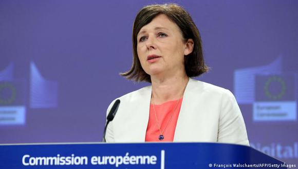 Vera Jourova, vicepresidenta de la CE. (Foto: AFP)