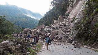 Hay 14 carreteras que están interrumpidas en diez regiones por lluvias intensas