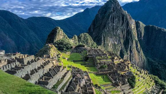Machu Picchu se encuentra con las entradas agotadas y turistas realizan largas colas para poder conseguirlas.  (Foto: Euronews)
