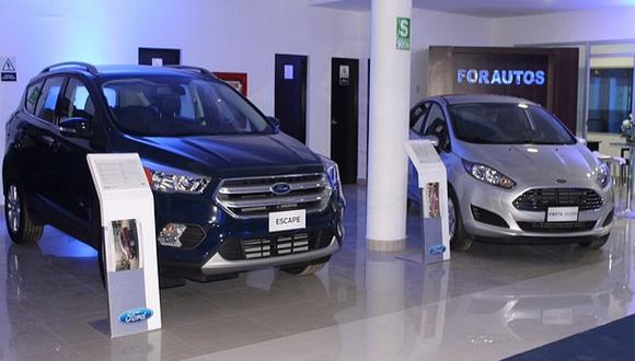 Ford estudia salir de su negocio en Sudamérica, según fuentes