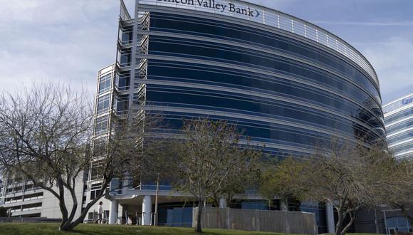 Oficina de Silicon Valley Bank en Tempe, Arizona, el 14 de marzo de 2023. (Foto de REBECCA NOBLE / AFP)