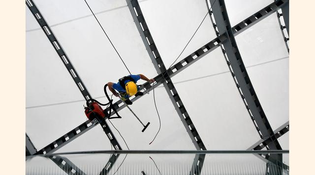 El arquitecto italiano descendiente de lituanos, Massimiliano Fuksas, nació en Roma en 1944, y se licenció en arquitectura en 1969. (Foto: AFP)