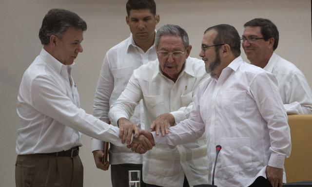 Procesos de paz. Tras tres intentos de negociaciones fallidas – en 1984, 1991 y 1999-, el gobierno de Juan Manuel Santos y las Farc anunciaron un histórico acuerdo de paz el 24 de agosto pasado tras casi cuatro años de conversaciones en La Habana, con Cub