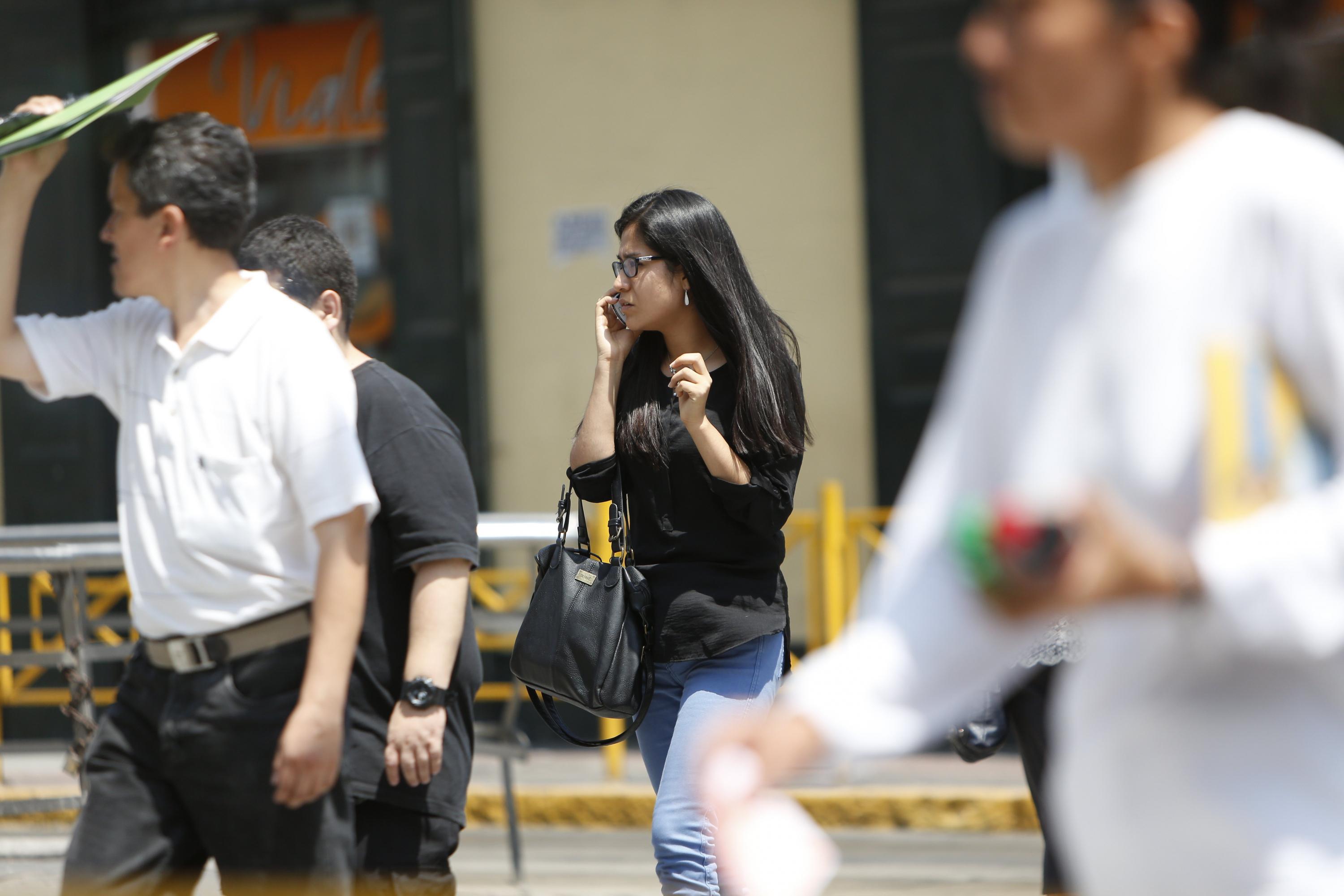 Dolphin Mobile obtiene licencia para operar como Operador Móvil Virtual. (Foto: GEC)