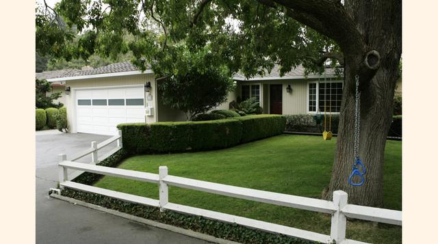 Page y Brin Trasladaron  la Empresa naciente en el garaje del futuro empleado de Google y YouTube Jefe Susan Wojcicki.