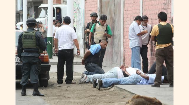 Perú. La economía peruana sufre un costo de US$ 10,325 millones cada año, fruto de la delincuencia. Es decir, un costo per cápita de US$ 335.07. Por otro lado, se registran 6.7 homicidios dolosos por cada 100,000 habitantes, uno de los ratios más bajos de