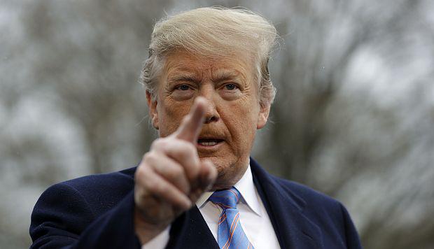 Donald Trump ya había advertido con imponer un arancel del 25% a los vehículos procedentes de México. (Foto: GEC)