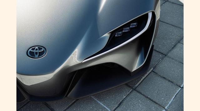 La parte delantera del auto presenta un diseño agresivo buscando optimizar la aerodinámica y estabilidad. (Foto: Megaricos)