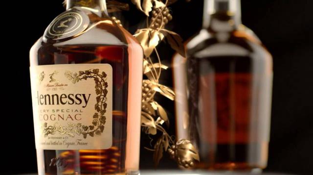 3: Hennessy. Categoría: Coñac. Valor de marca: US$ 2,870 millones. Calificación de marca: AA.
