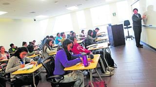 Habilitan plataforma para que estudiantes de universidades con licencia denegada puedan trasladarse