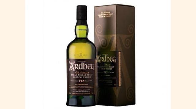 Mejor Single Malt Scotch 10 Años – Ardbeg 10 Años de Edad, US$ 61.85. (Foto: businessinsider)