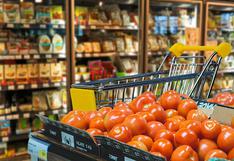 Qué hacen los supermercados de EEUU con los alimentos caducados
