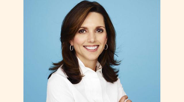 Bet Comstock trabajaba en una fábrica de Rubbermaid. La primera vicepresidente mujer de General Electric supervisó la creación del servicio de streaming Hulu. Pero antes de entrar en el mundo profesional, ella aprendió el valor del trabajo duro en una fáb