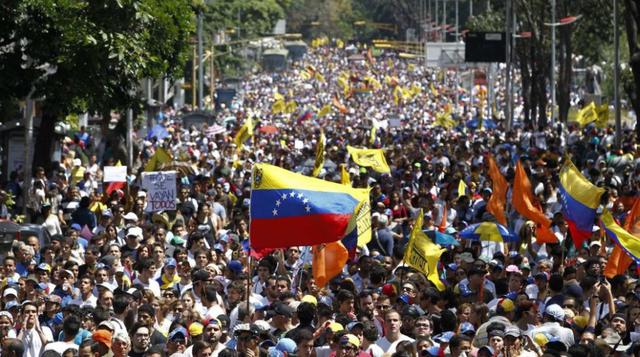 Todo comenzó hace una semana, cuando estudiantes realizaron una manifestación para exigir mejoras al Gobierno. Movilización fue alterada por seguidores de Nicolás Maduro y se generaron hechos de violencia.