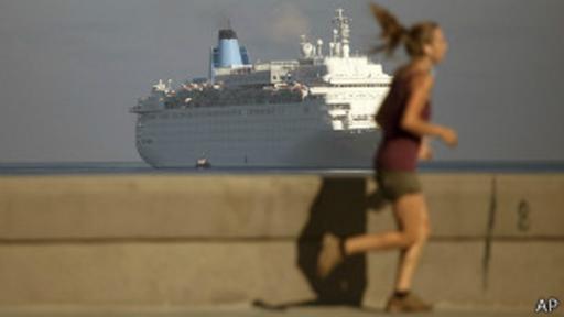 La empresa de cruceros Carnival fue la primera demandada, el mismo 2 de mayo del 2019, por el uso de instalaciones portuarias en Cuba que después de la revolución de 1959 fueron expropiadas a sus dueños sin compensación.