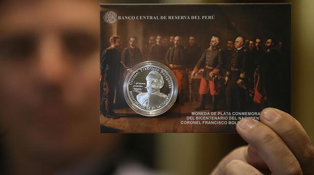 El BCR cuenta con líneas de carrera que se iniciaron hace más de 50 años con el Curso de Extensión Universitaria, integra a los mejores estudiantes de economía del país al personal técnico del Banco y los capacita permanentemente, tanto en Perú como en el