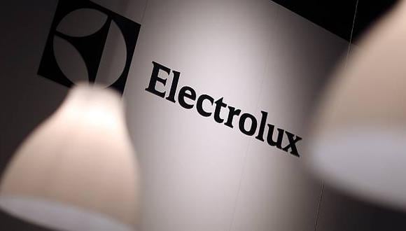 Electrolux prometió desarrollar un programa de apoyo para facilitar la reintegración de los 650 afectados en el mercado laboral.