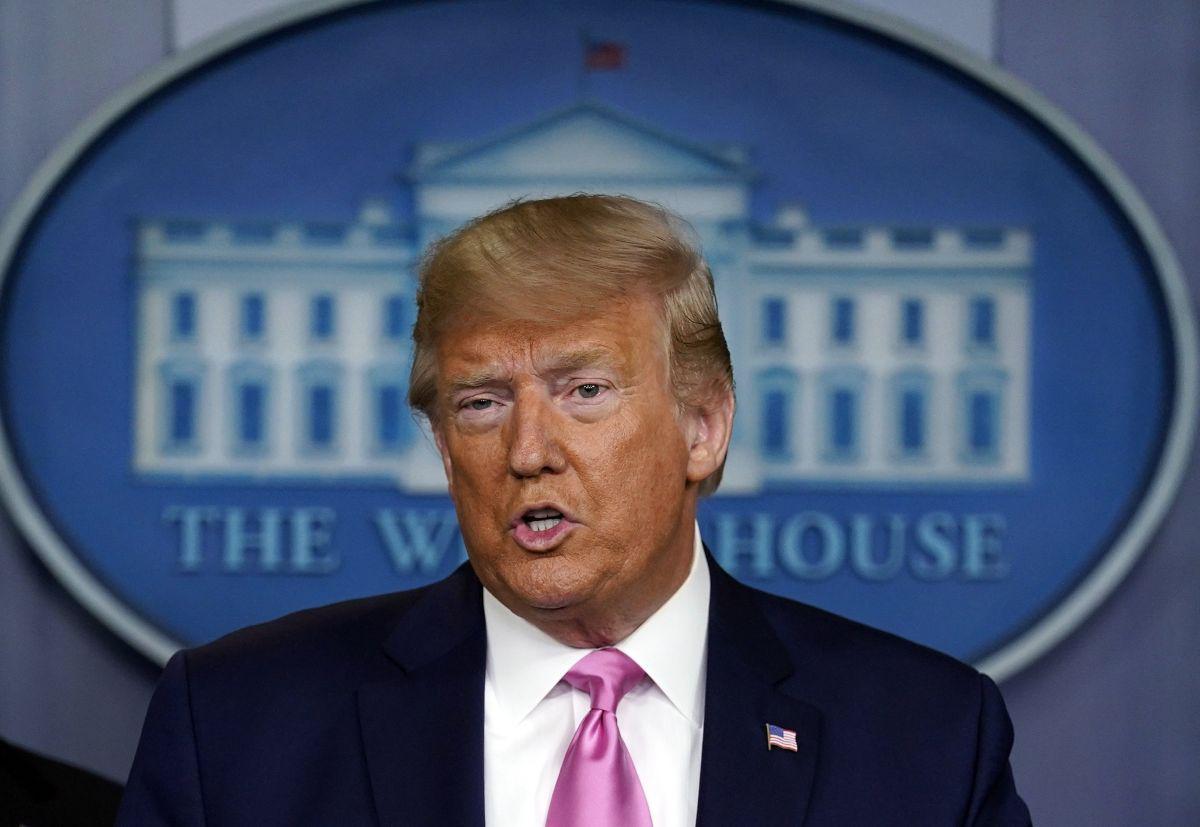 El presidente de Estados Unidos, Donald Trump, dijo el miércoles que el riesgo para los estadounidenses con relación al nuevo coronavirus es "muy bajo" gracias a las acciones tomadas por su gobierno. (EFE).