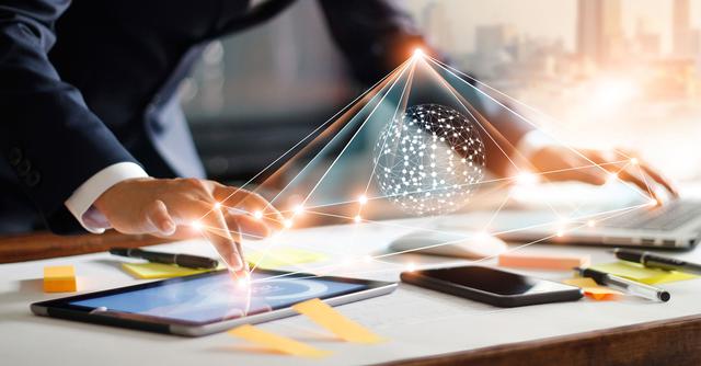 FOTO 8 | Reconocen que el mercado es inestable y, por ello, no exigen un contrato a largo plazo. En cambio, valoran que su puesto de trabajo le genere aprendizaje. Esto puede asegurar su permanencia. (Foto: iStock)