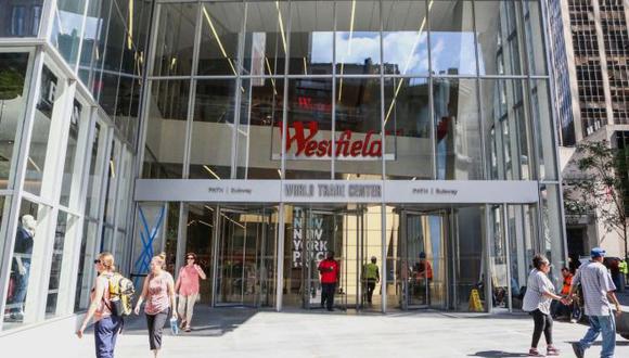 Westfield, que fundó el multimillonario Frank Lowy, empezó en 1959 con un solo centro comercial en los suburbios de las afueras de Sídney.