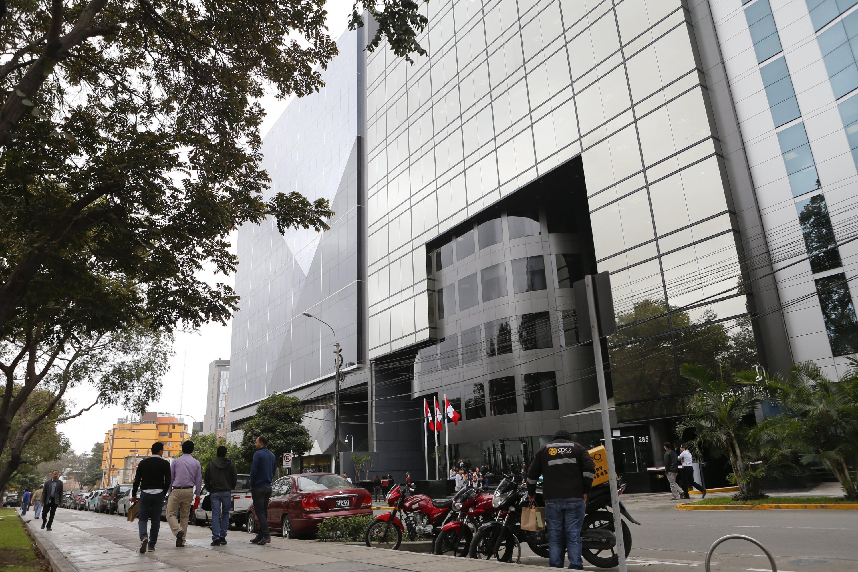 Empresas que cuenten con más de 20 trabajadores en planilla y hayan generado rentas de tercera categoría durante el 2018 deberán pagar utilidades. (Foto: GEC)