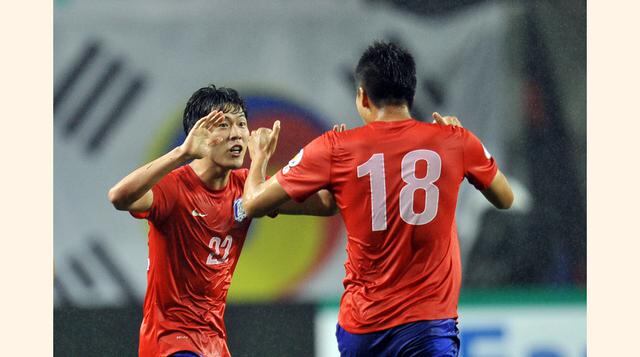 La primera participación de Corea del Sur en un mundial fue en Suiza 1954. No volvió a hacerlo hasta México 1986, y desde entonces ha clasificado a todos. Jugará en Porto Alegre con Argelia. (Foto: cb24)