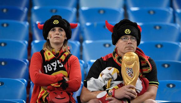 Hinchas de Bélgica en la semifinal (Foto: AFP)