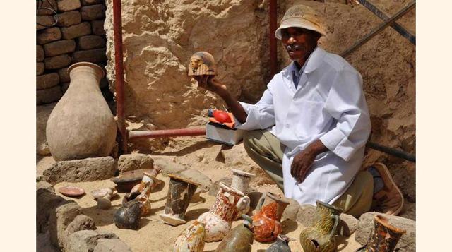 Había además vasos de diferentes tamaños.