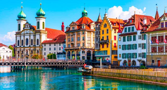 FOTO 7 | 7. Pasaporte de Suiza, Portugal, Países Bajos, Irlanda y Austria (puedes acceder a 185 países y territorios) (Foto: iStock)