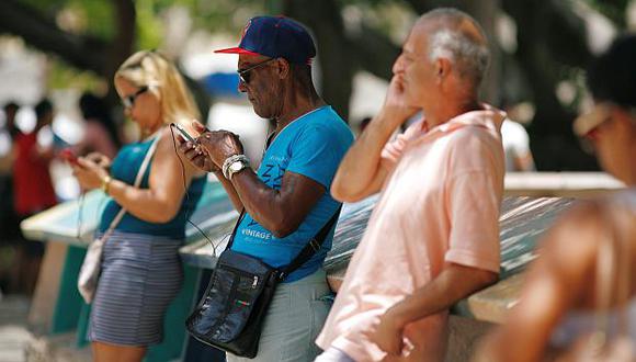 El acceso a Internet en Cuba será de forma gratuita por un día para evaluar el servicio. (Foto: Reuters)