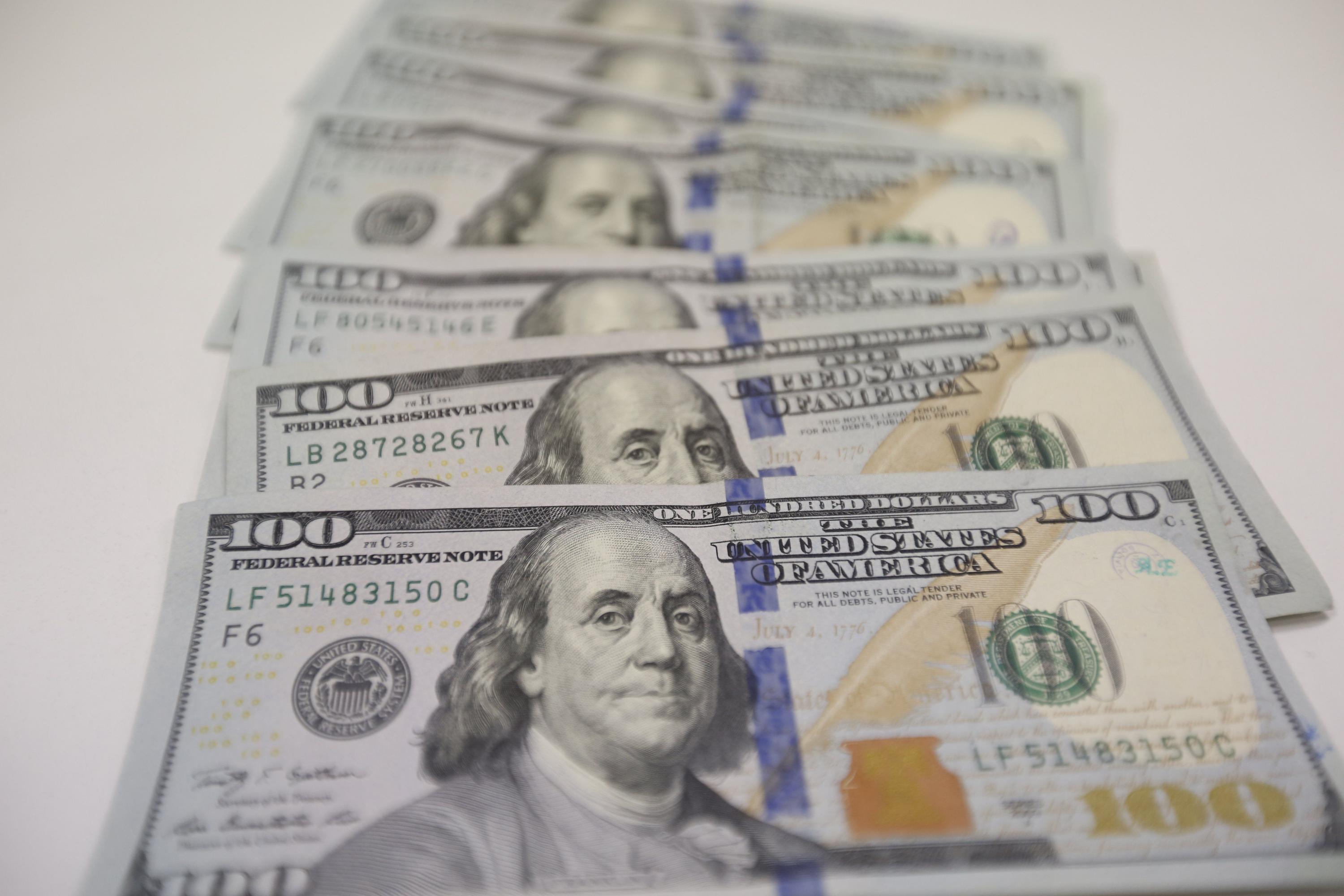 En casas de cambio, el dólar se cotiza a S/ 3.326 (compra) y S/ 3.327 (venta). (Foto: USI)