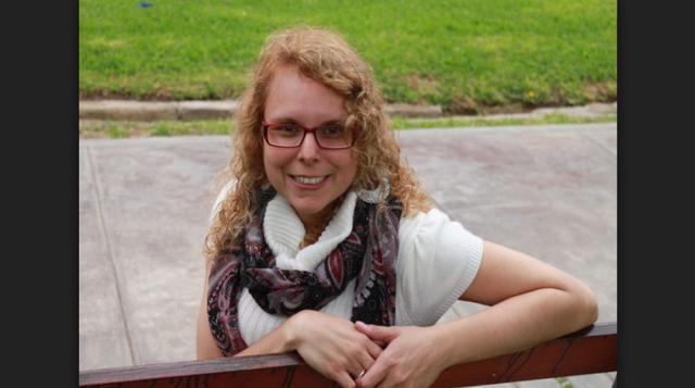 “Esa muerte existe”. Autor: Jennifer Thorndike es peruana y este es su cuarto libro de ficción. Ha publicado también la novela (Ella) y los libros de cuentos Cromosoma Z y Antifaces. Sus cuentos han sido traducidos al portugués, francés e inglés.