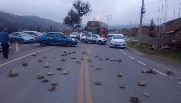 Unas 11 vías nacionales son afectadas tras reportarse 50 puntos interrumpidos al tránsito en las regiones de Cusco y Puno, según la Sutran.